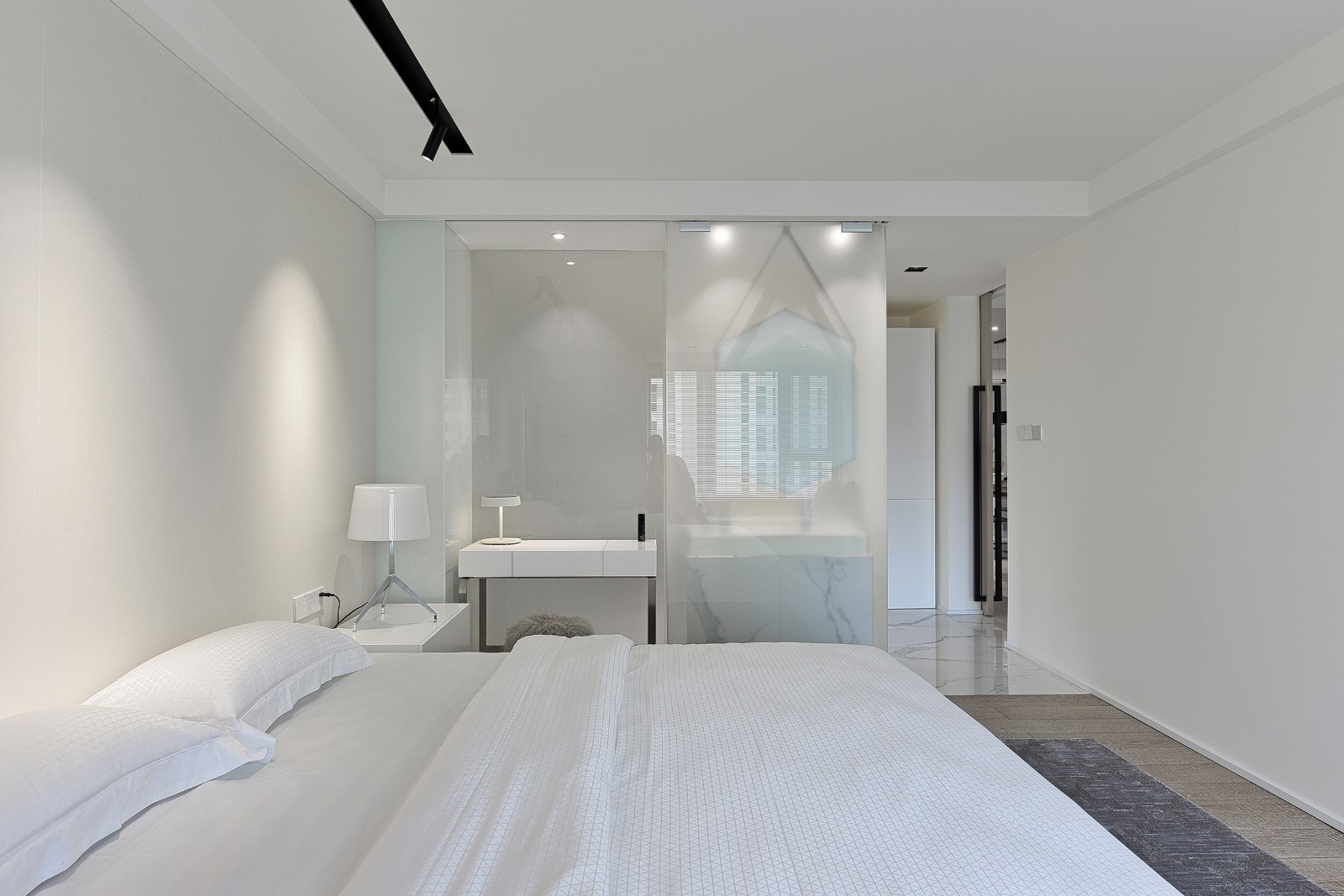 165㎡黑白现代,素简生活  王严民-27