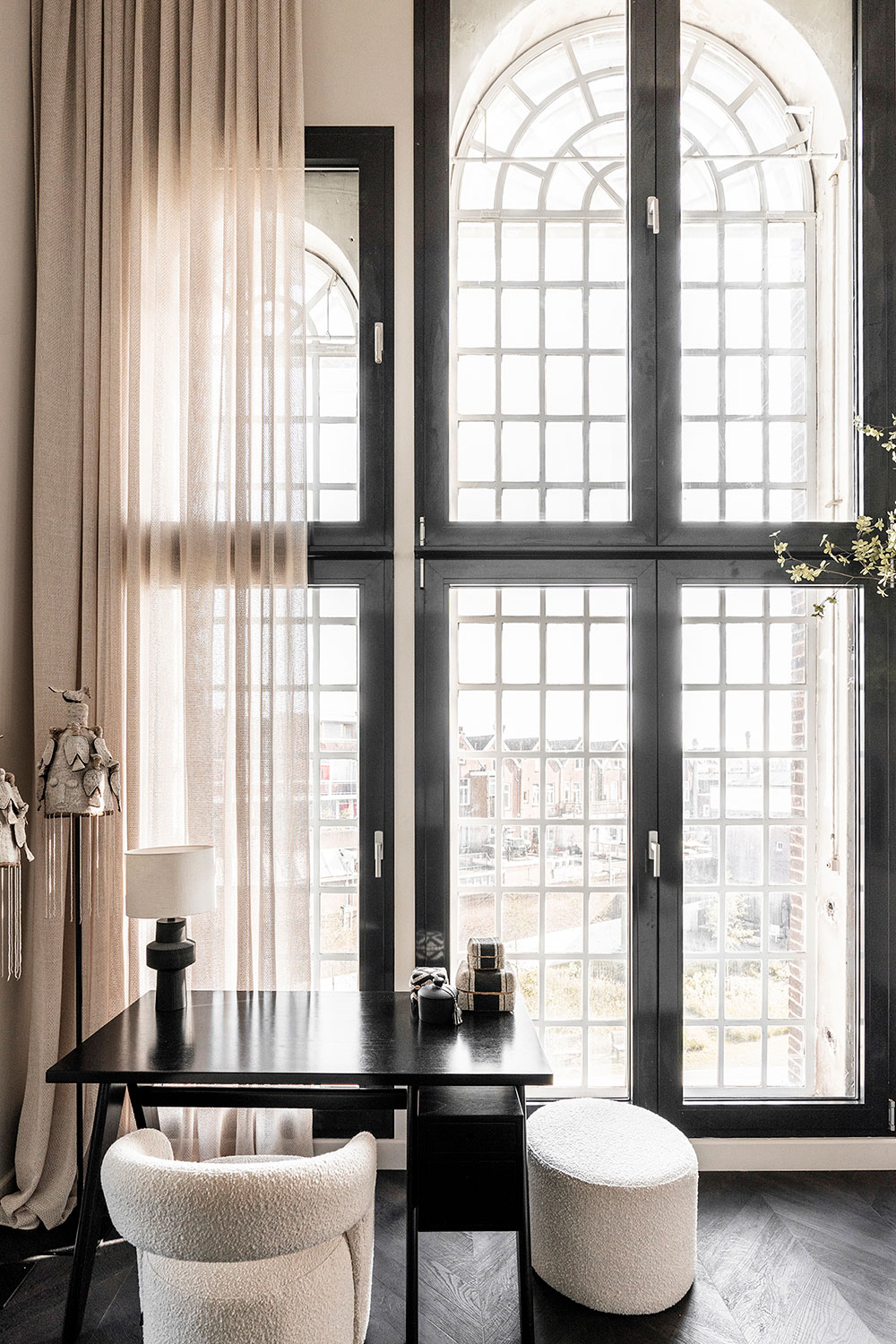 荷兰监狱变废为宝，时尚顶层公寓成设计佳作-12