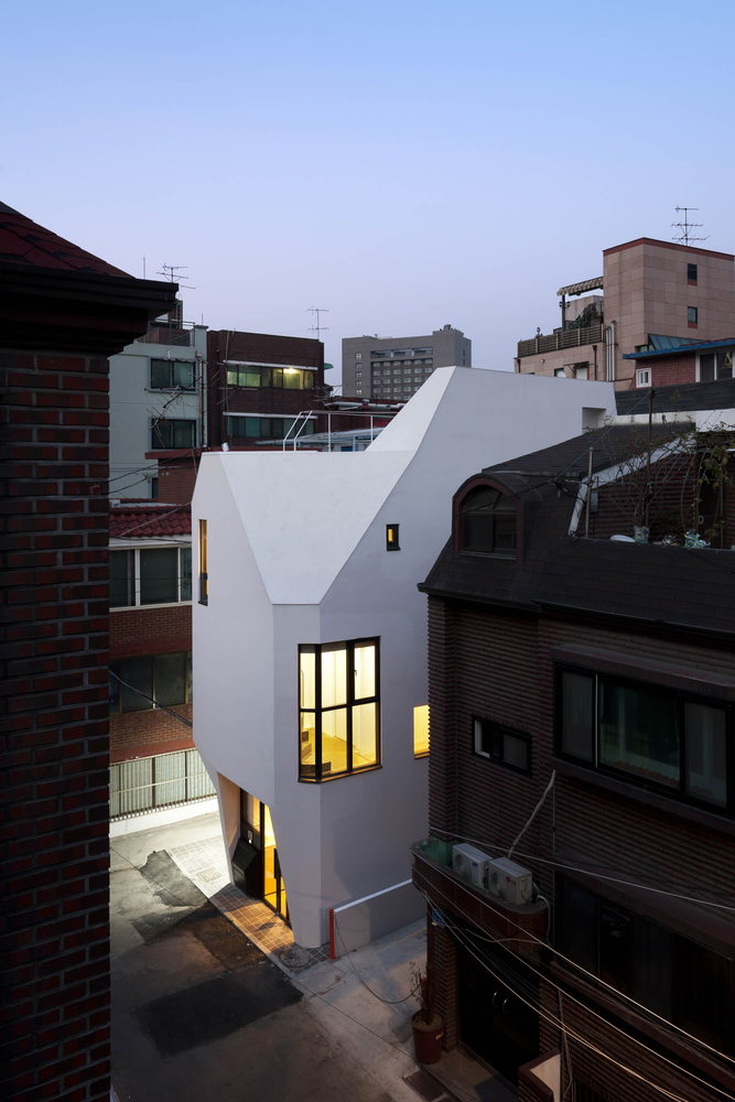 加尔穆里出版社-4