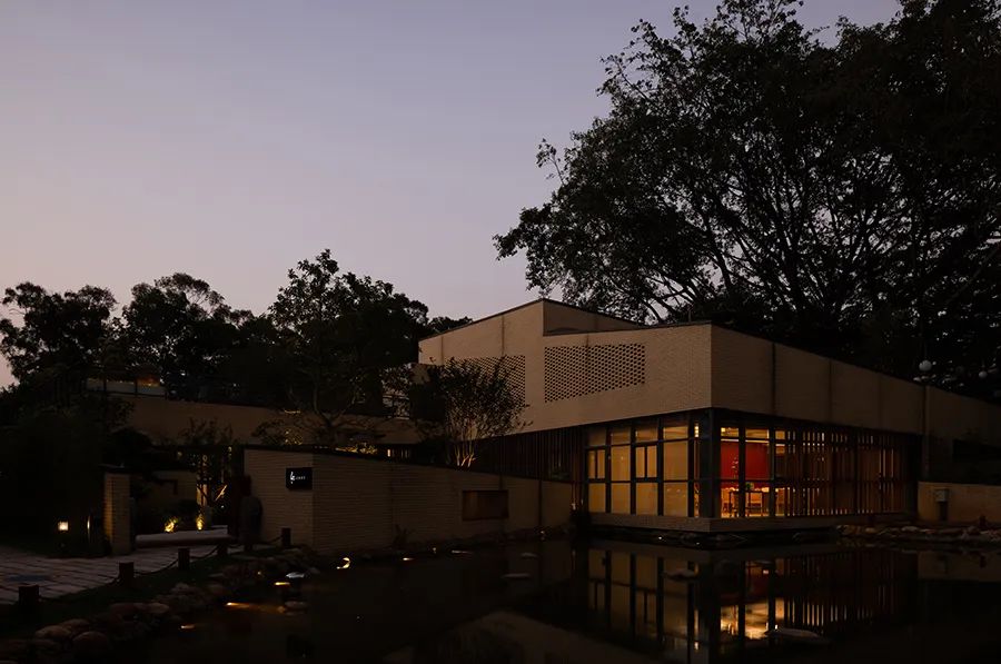 「红」•经典潮菜(深圳店)丨中国深圳丨AD 艾克建筑设计-24