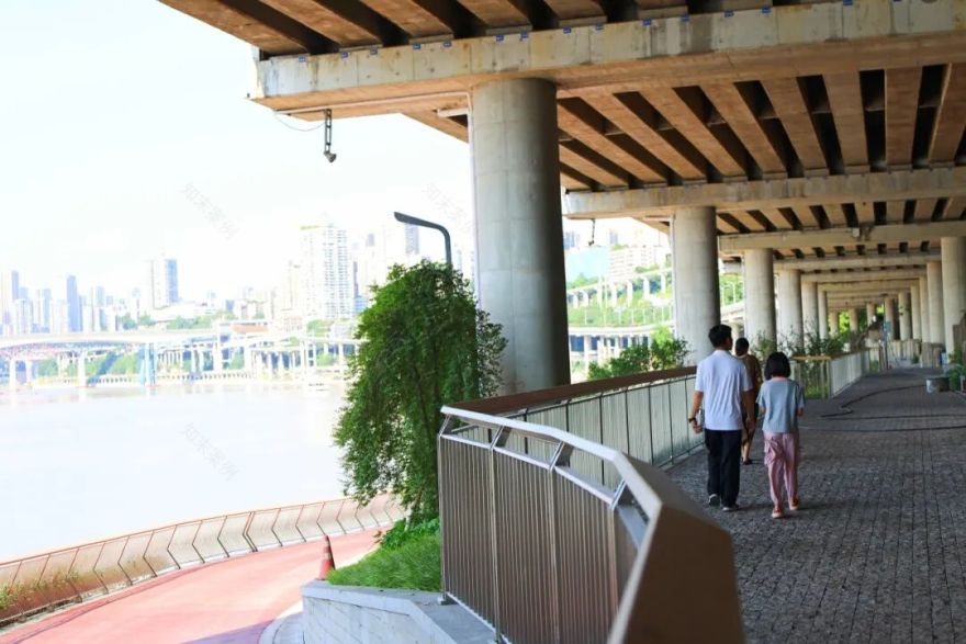 焕新!李子坝片区“两江四岸”治理提升工程基本完工-16