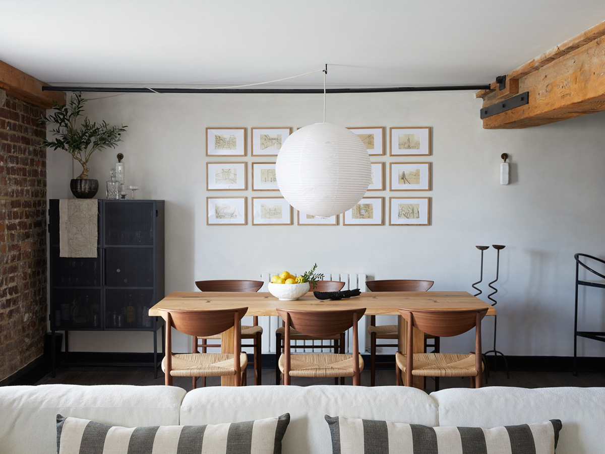 伦敦旧仓库改造的带砖砌墙与柔和装饰的阁楼丨英国伦敦-2