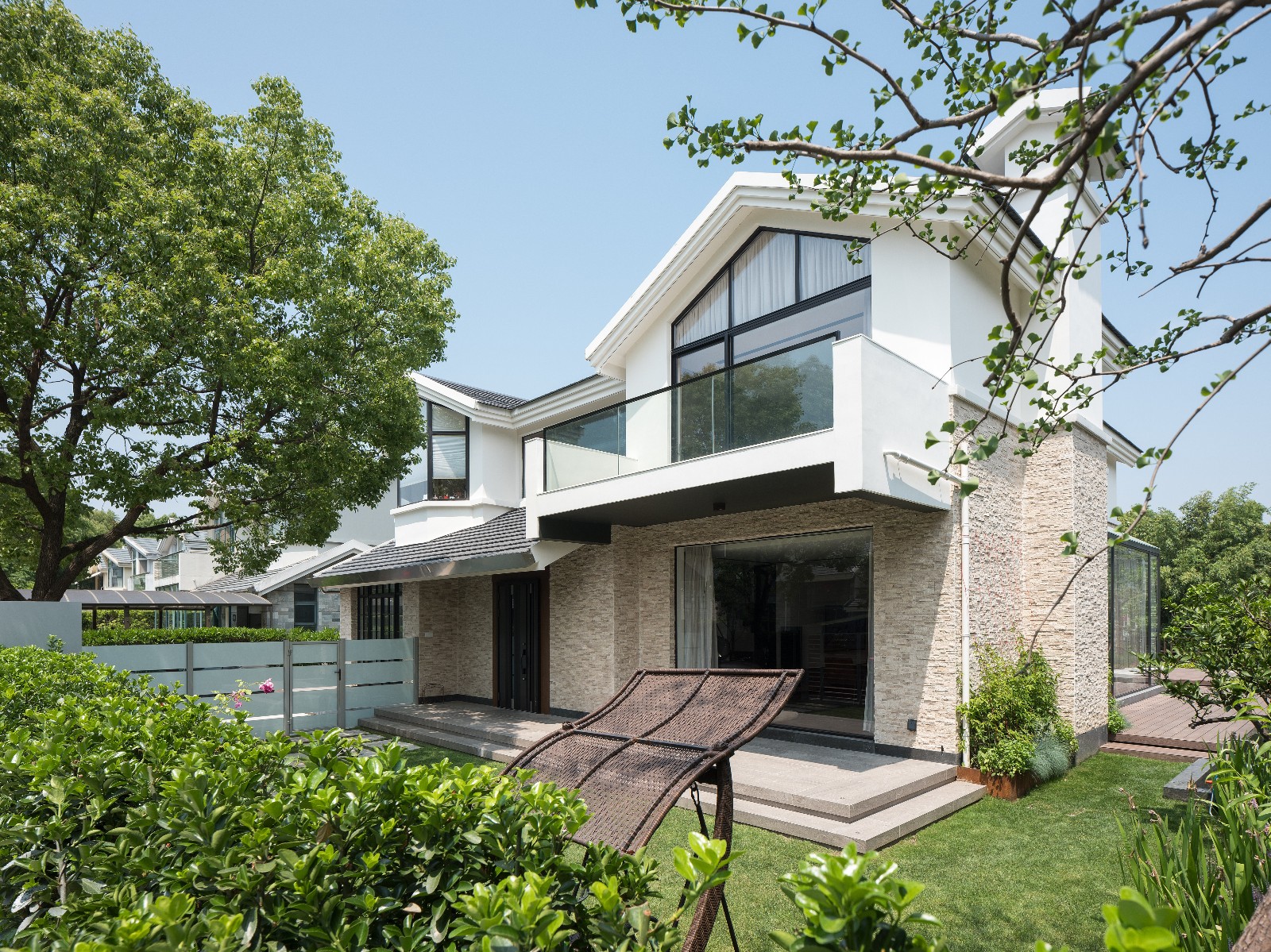 上海 376㎡树屋别墅 | VCDesign 融入自然，打造室内外一体化空间-9