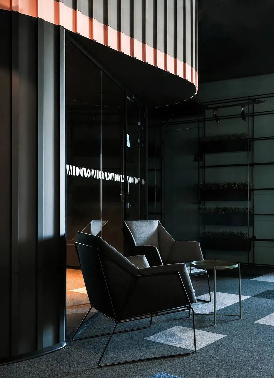 现代办公空间设计案例-78