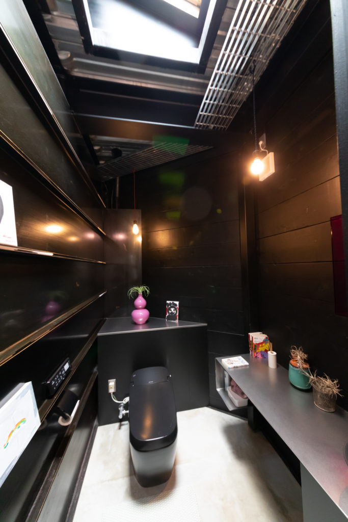 家に拡張の余地を残す鉄、木、コンクリート。マテリアルの力強さが際立つ家 | Style of Life | 100%LiFE-14