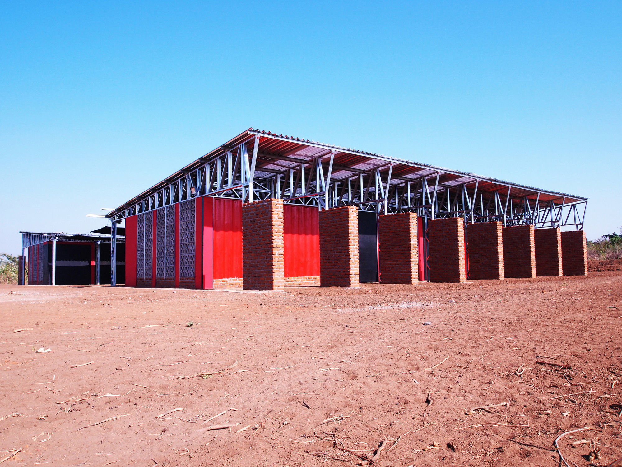 The Legson Kayira Community Center - Primary School  Architecture for a Change-57