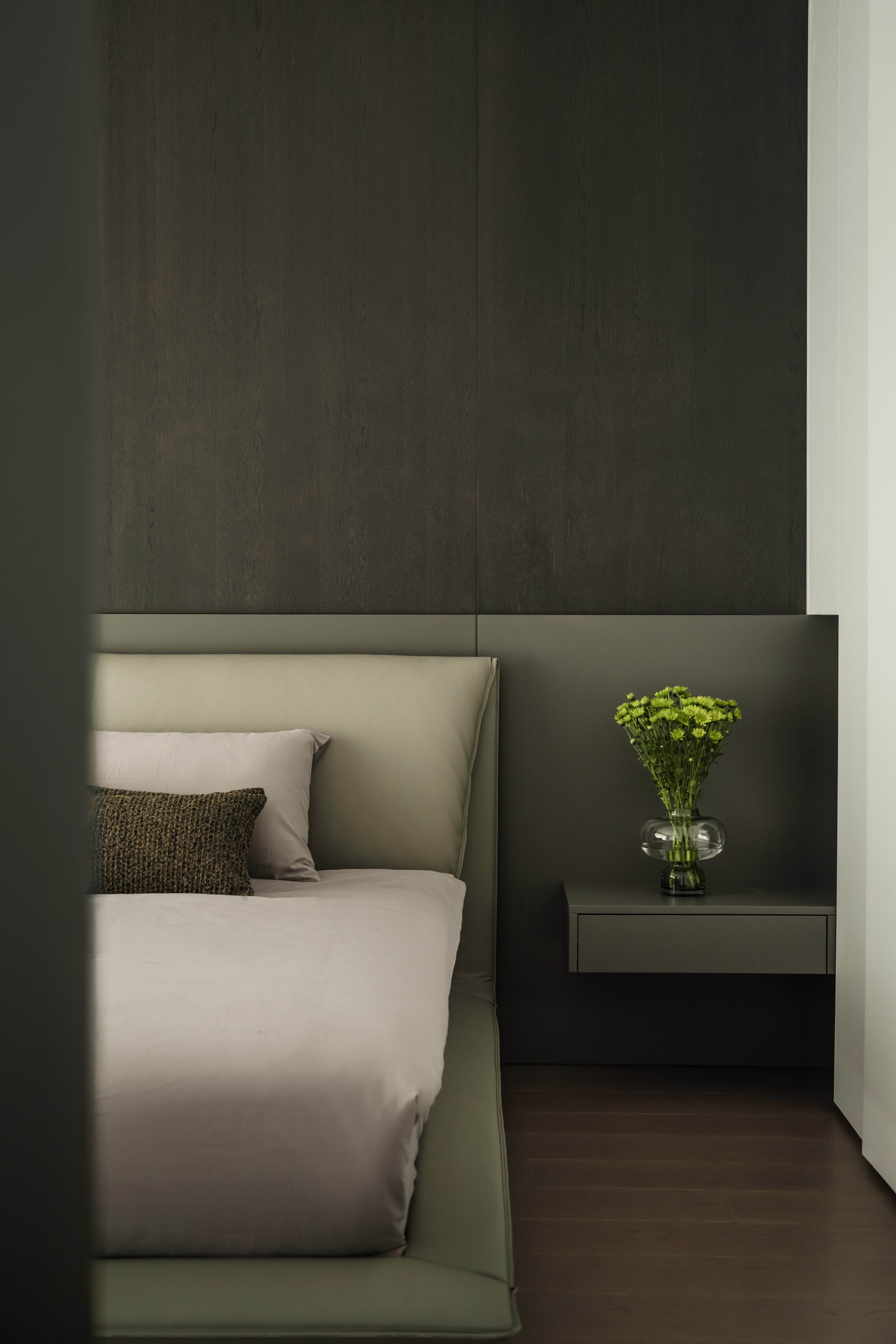 黑白重构,400㎡四层别墅的极简新生丨北岩-38