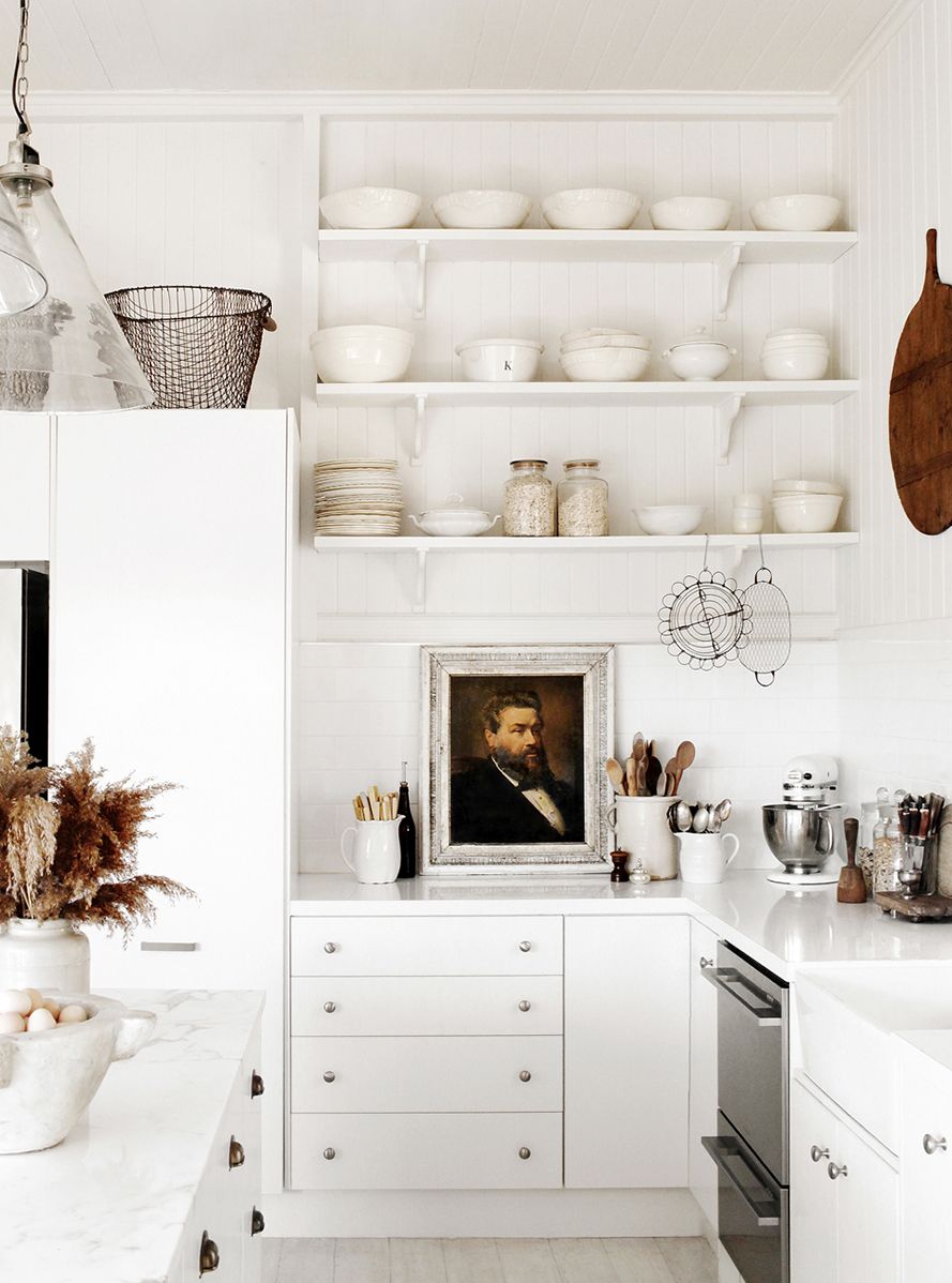 10 Tips to Add Paintings Into Your Home-4