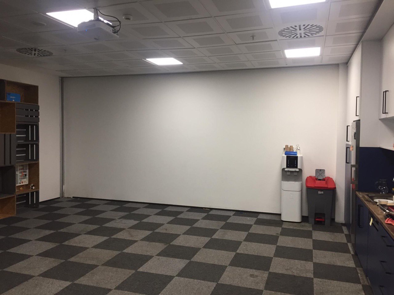 Istanbul 软件公司总部多功能公共空间设计-18