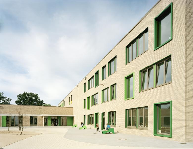 新乌尔姆施托夫小学丨德国丨abj Architekt:innen GmbH-0