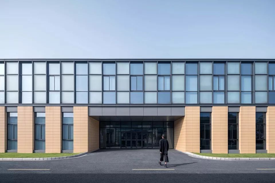 新苏集团研发中心——自然与人工的和谐共生-8