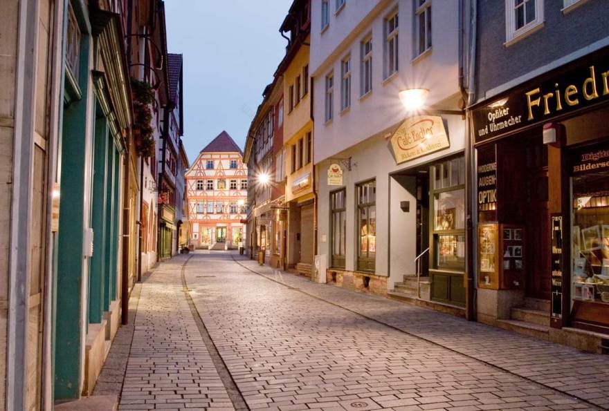 时空印记 · 德国 Schmalkalden 老城公共空间设计-13