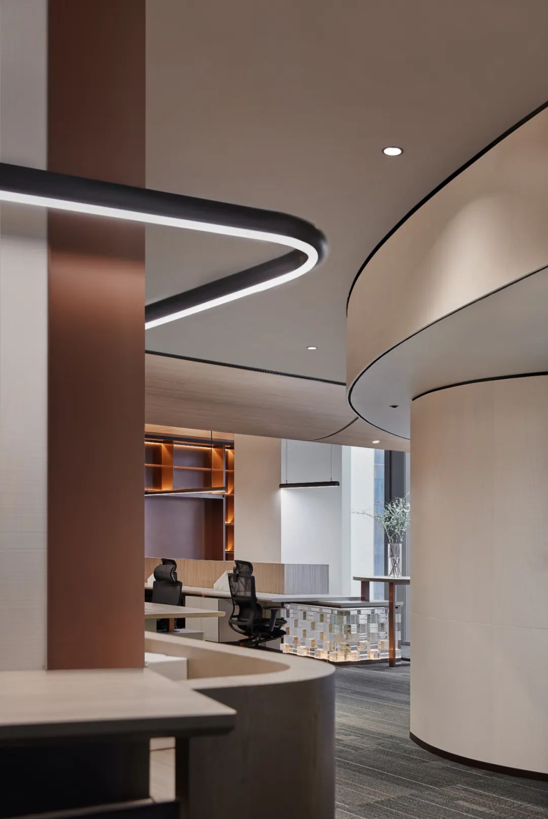 广州东塔 55 层基金总部丨中国广州-24