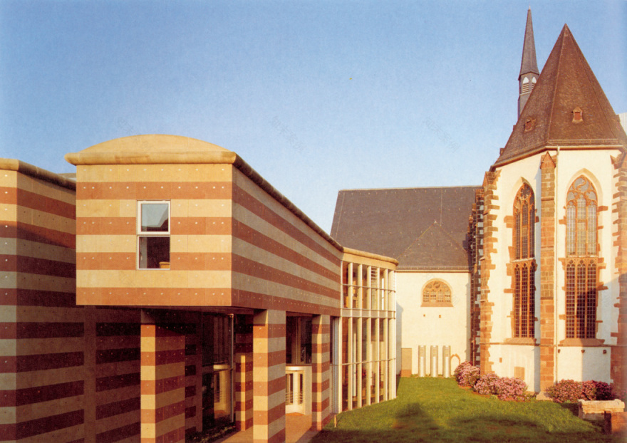 法兰克福史前与早期历史博物馆丨德国法兰克福丨约瑟夫·P·克莱休斯教授-0