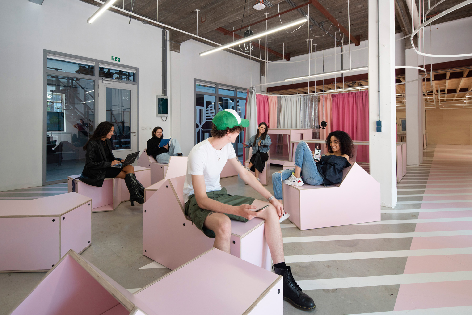 Zadkine Fashion Learning Workshop / Krill-Office for Resilient Cities and Architecture-35