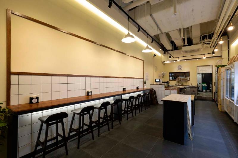 18 平幸福餐桌 | 极简主义小餐厅设计-7