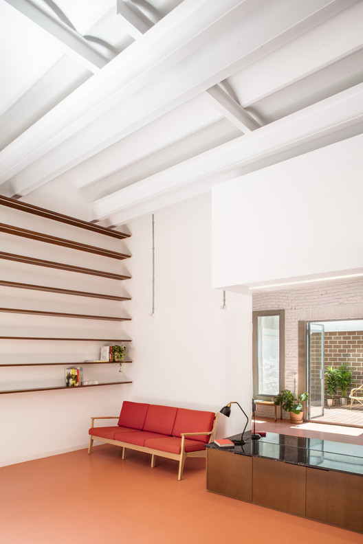 拉西梅纳住宅 | 地下空间的艺术分割-15