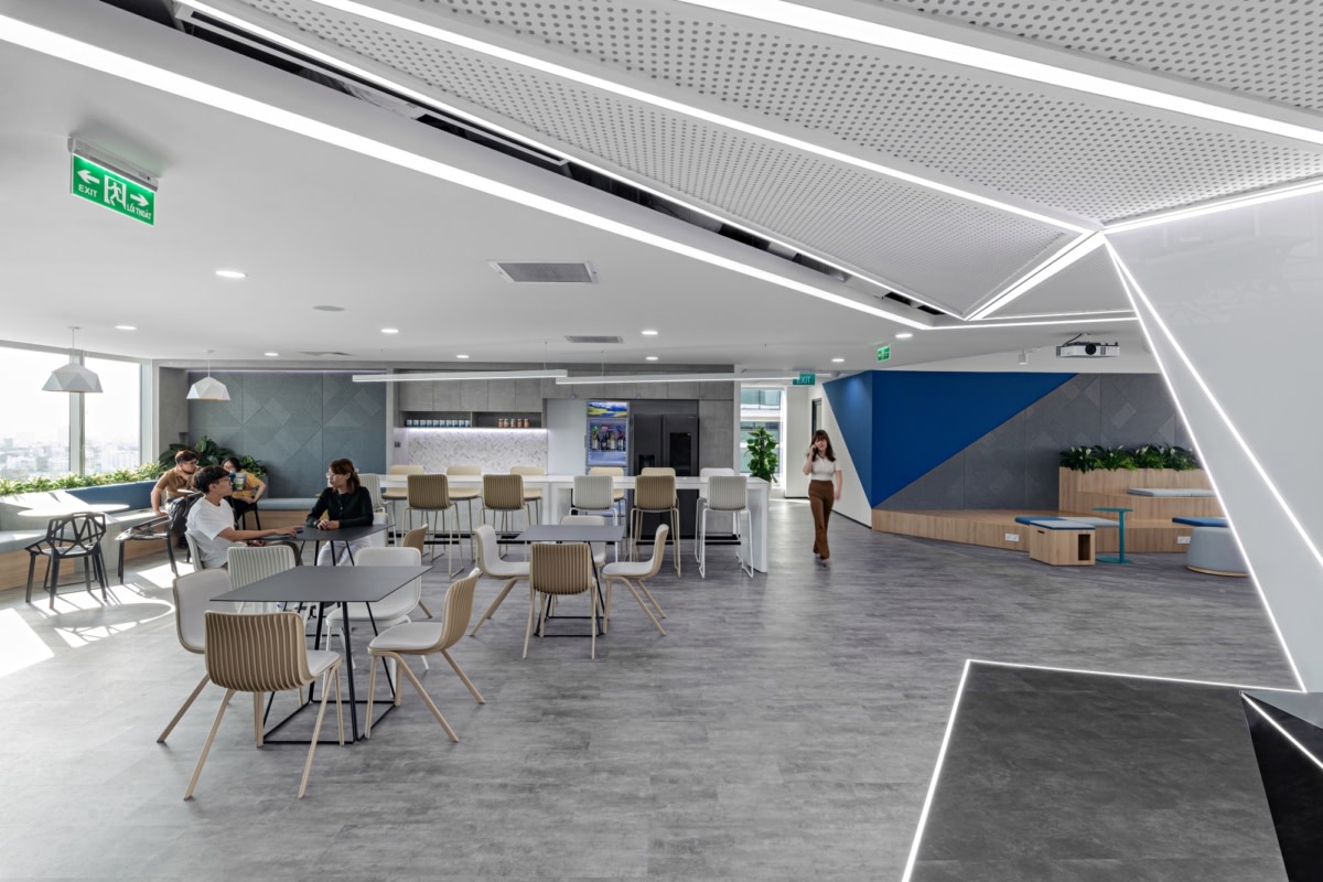 卡塔龙胡志明市办公室丨越南胡志明市丨ADP Architects-10