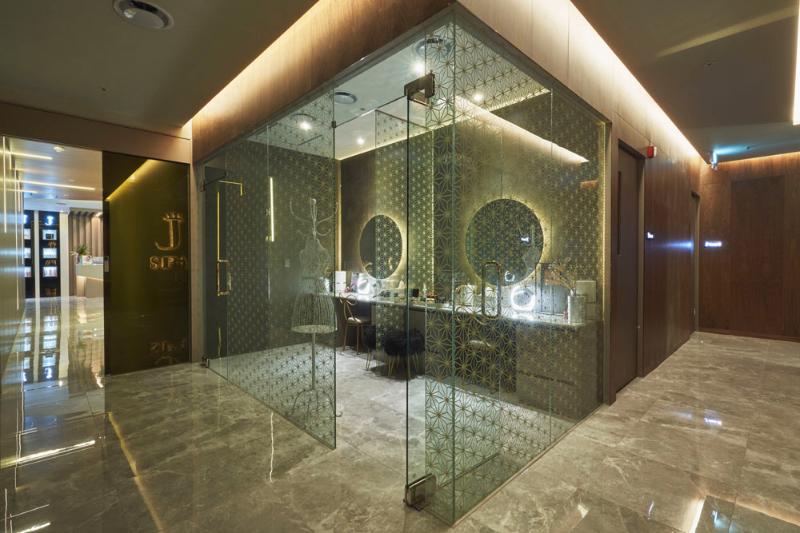 现代高级 72 平公寓设计-3