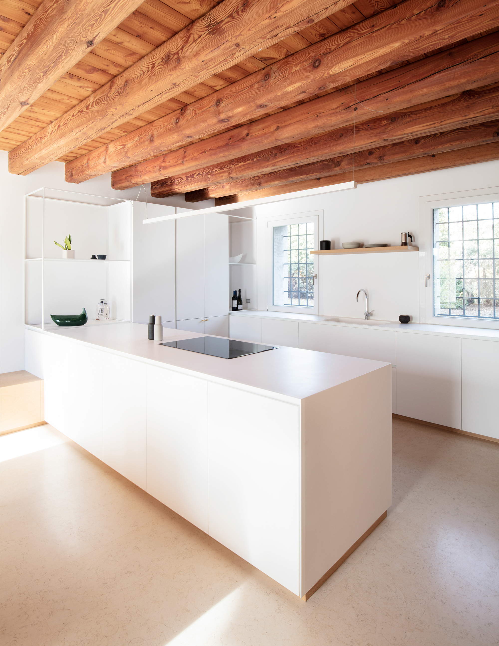 乡村旧屋的现代重生——意大利 Venetian 乡村 1900 年代老屋室内设计案例-11