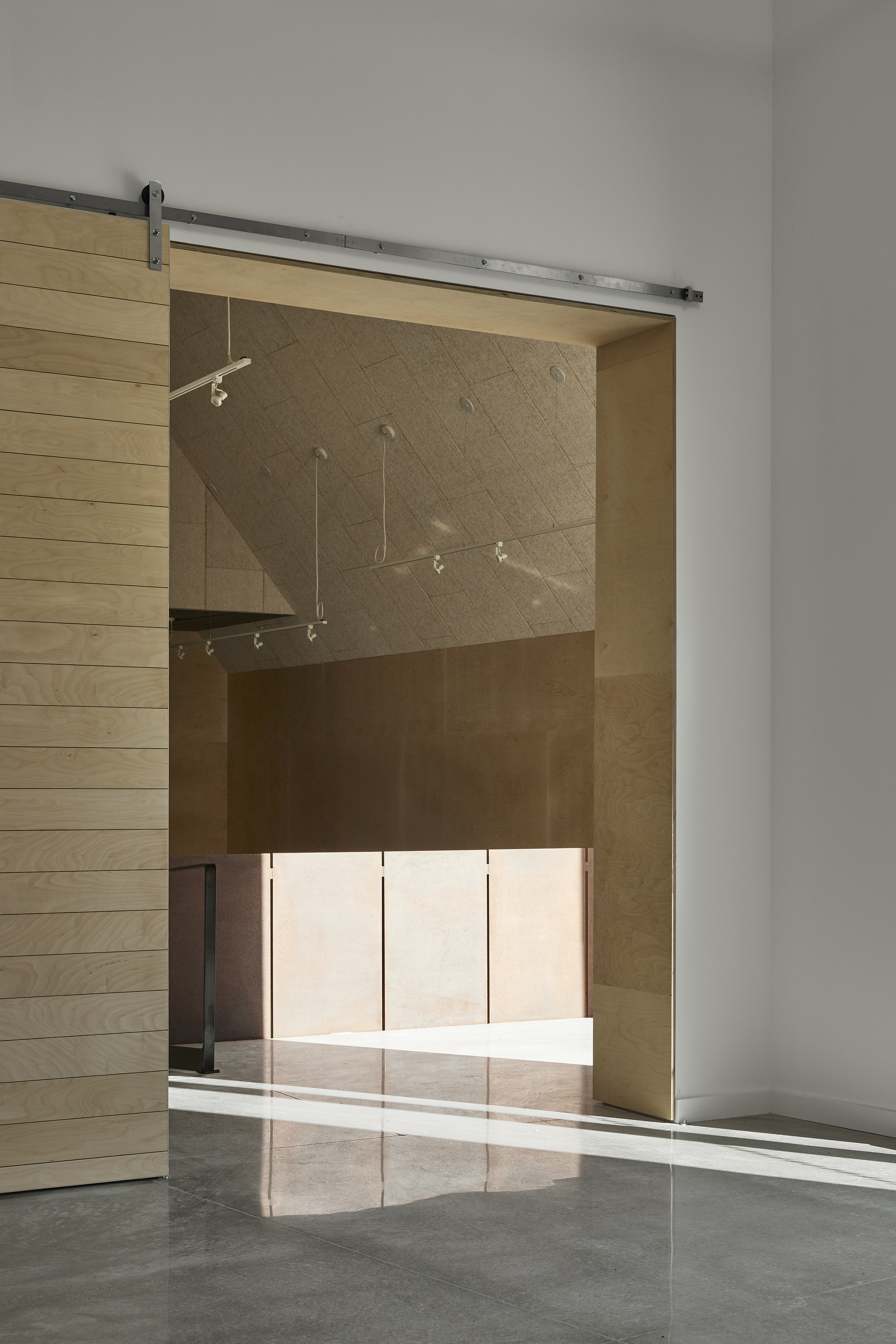 Highland Village Interpretive Centre / Abbott Brown Architects-22