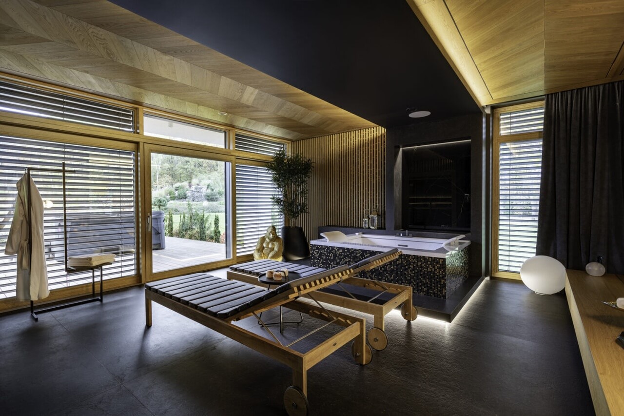 260-metrowe luksusowe wnętrze domu ze strefą SPA - zmysłowość i wyrafinowanie od KOiKO Design - PLN Design-1