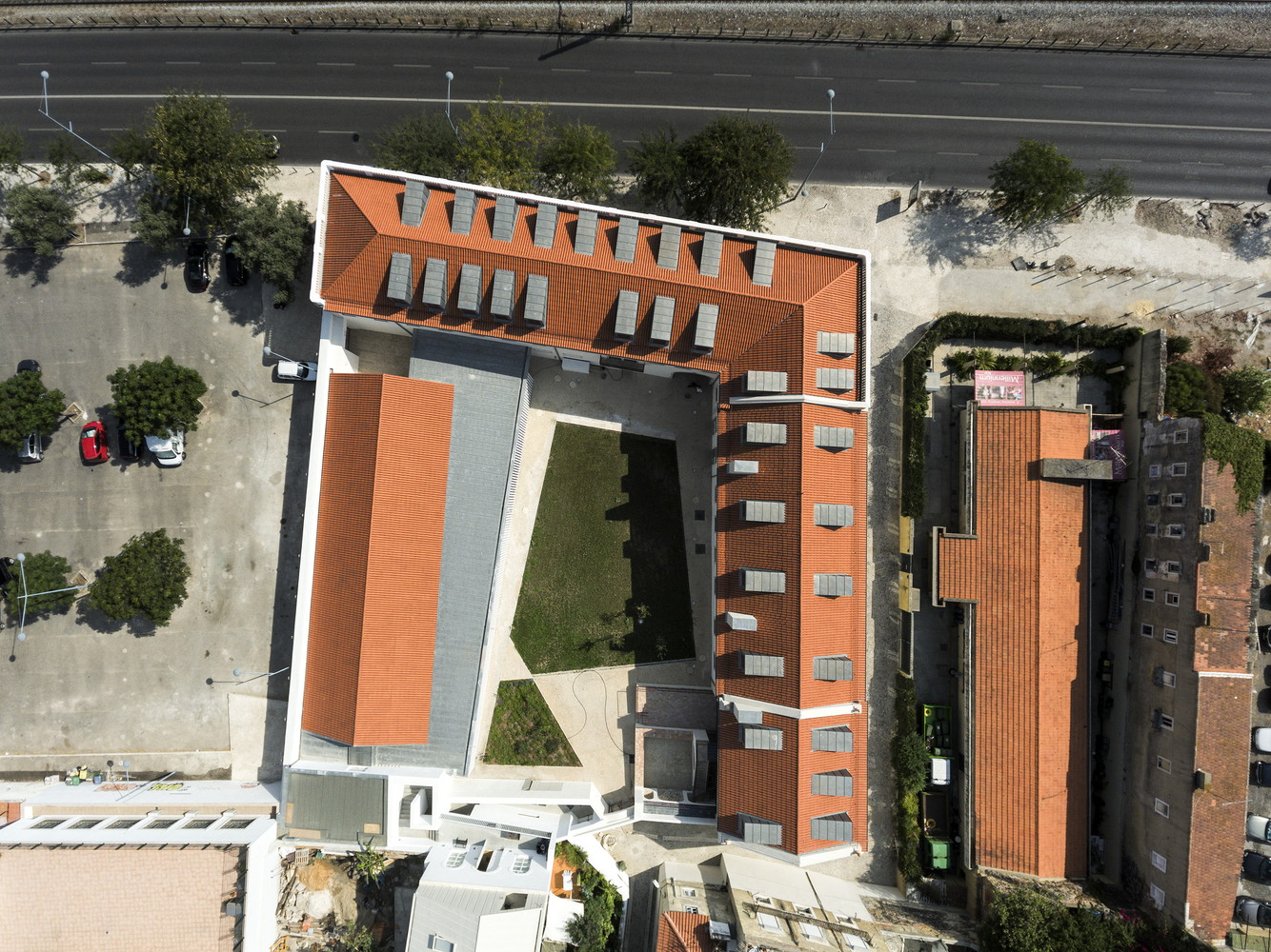 Galeotas House 多功能文化空间设计-85