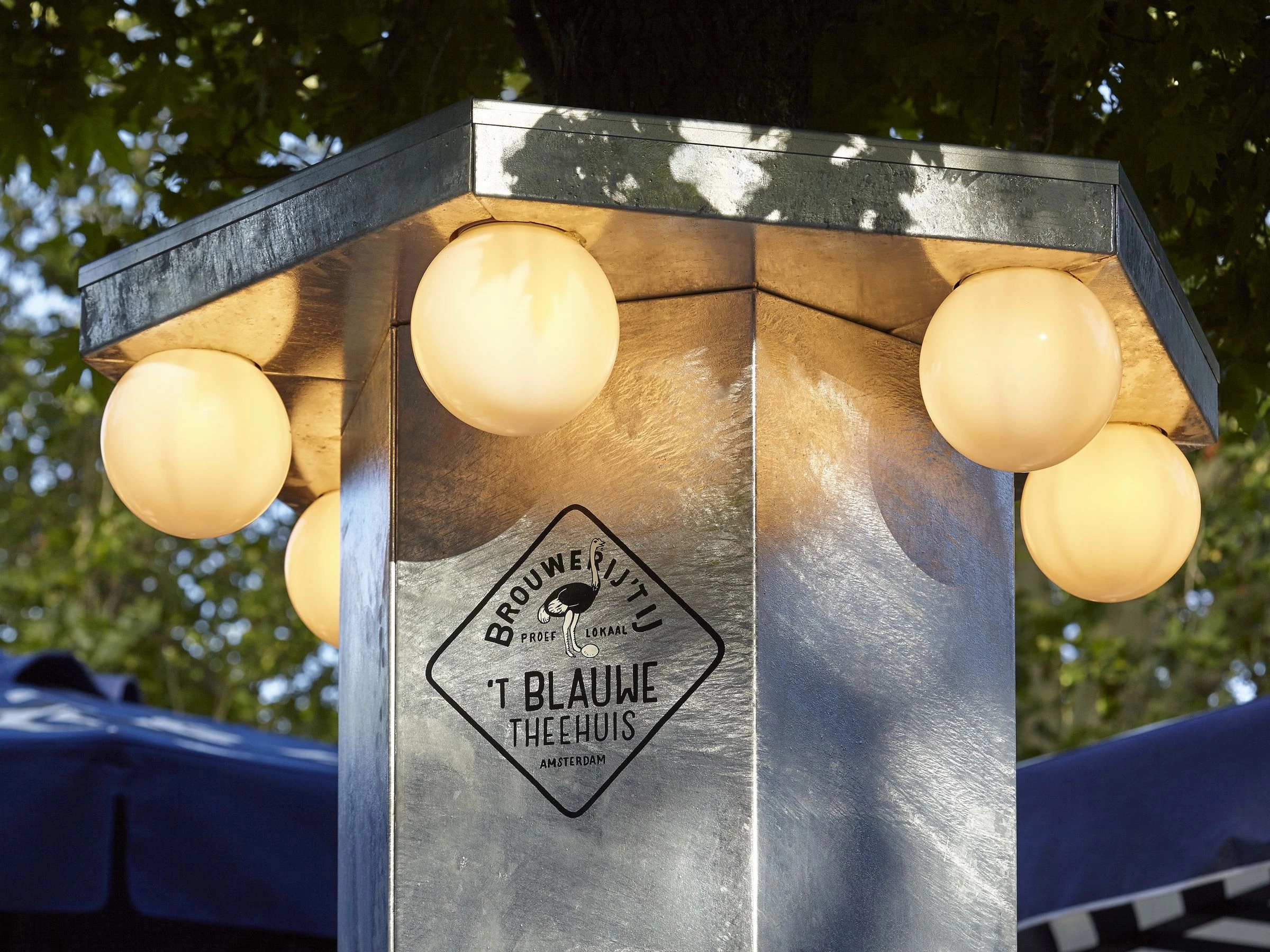 荷兰 Amsterdam 的绿色宁静餐厅 Blauwe Theehuis-39