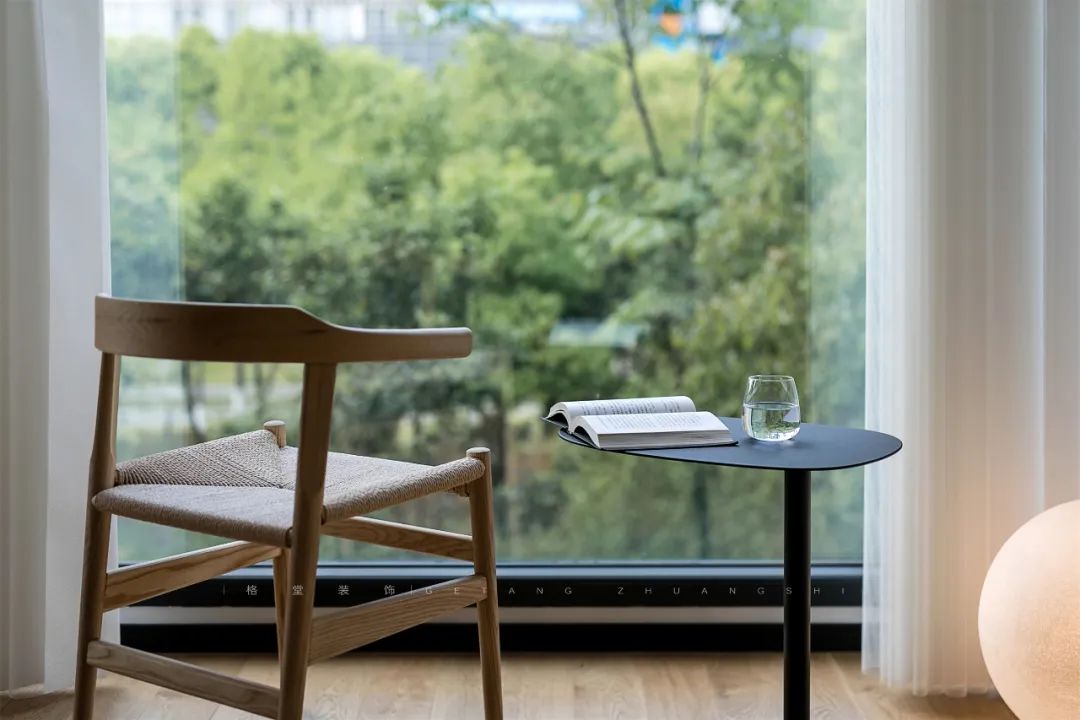 中央郡现代诗意居所丨毛阿敏-28