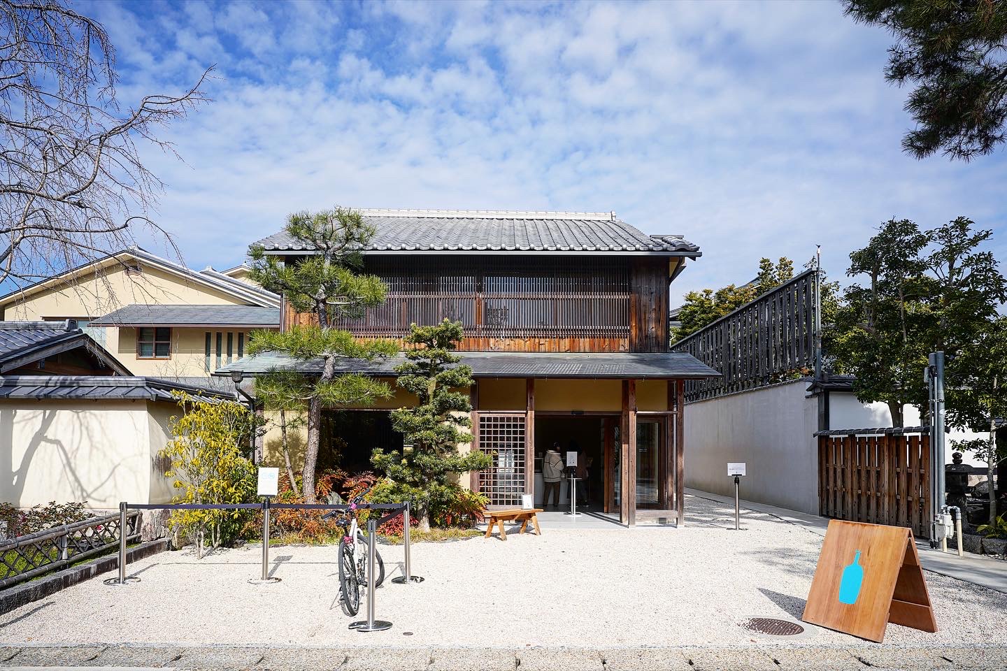 ブルーボトルコーヒー京都カフェ（蓝瓶子咖啡京都咖啡馆）丨日本京都丨長坂常・スキーマ建築計画（长坂常·架构建筑计划）-6