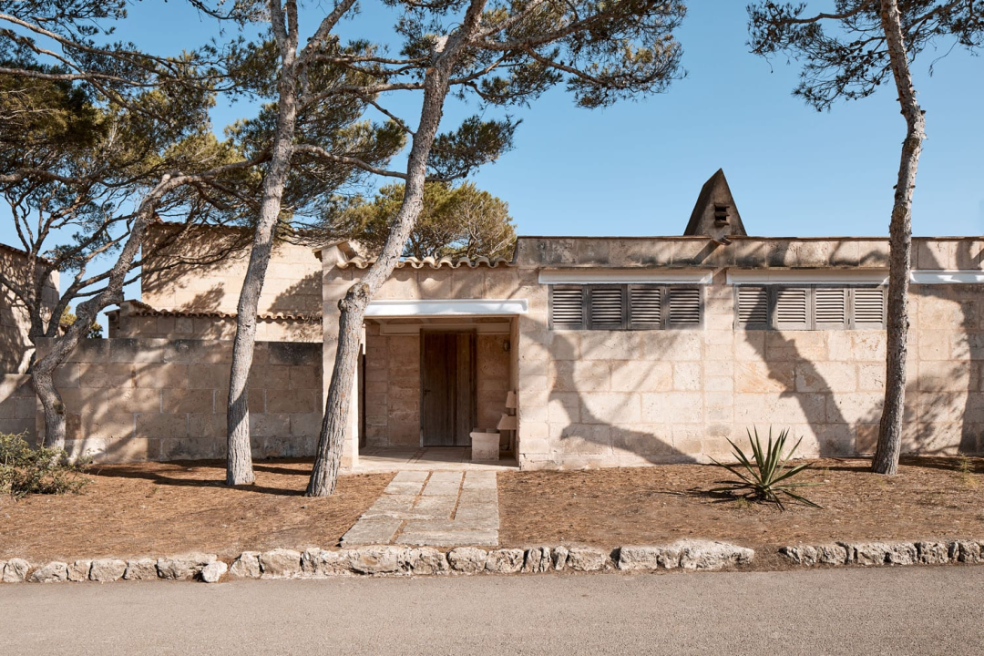 罐头清单或能利斯(具体含义需根据更多上下文来确定)丨西班牙丨约翰·伍重-26