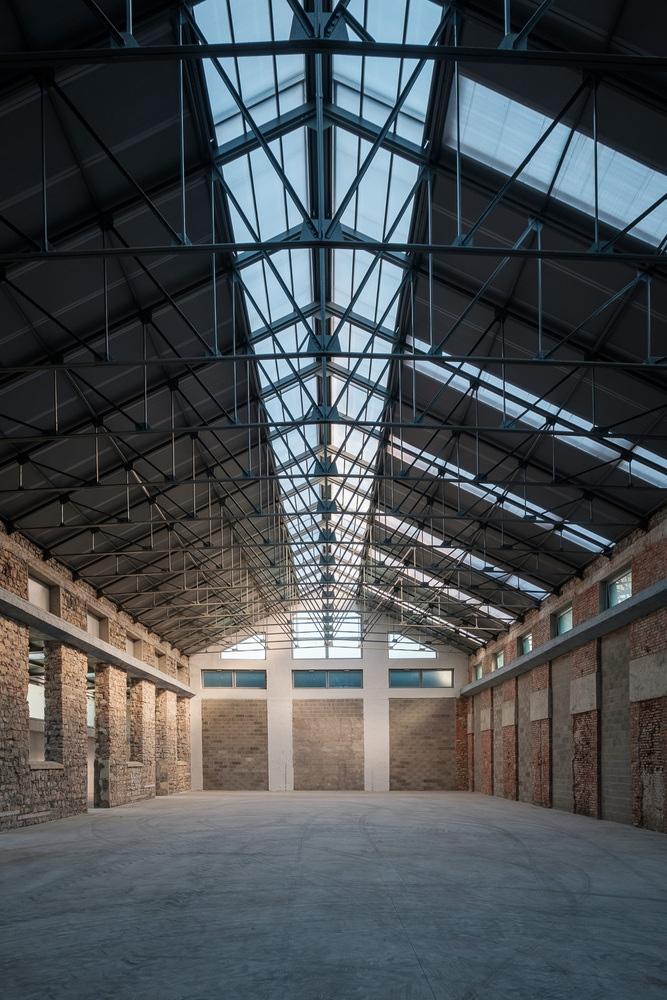 工厂重生 | 简约几何有机体,多变发光立面-34