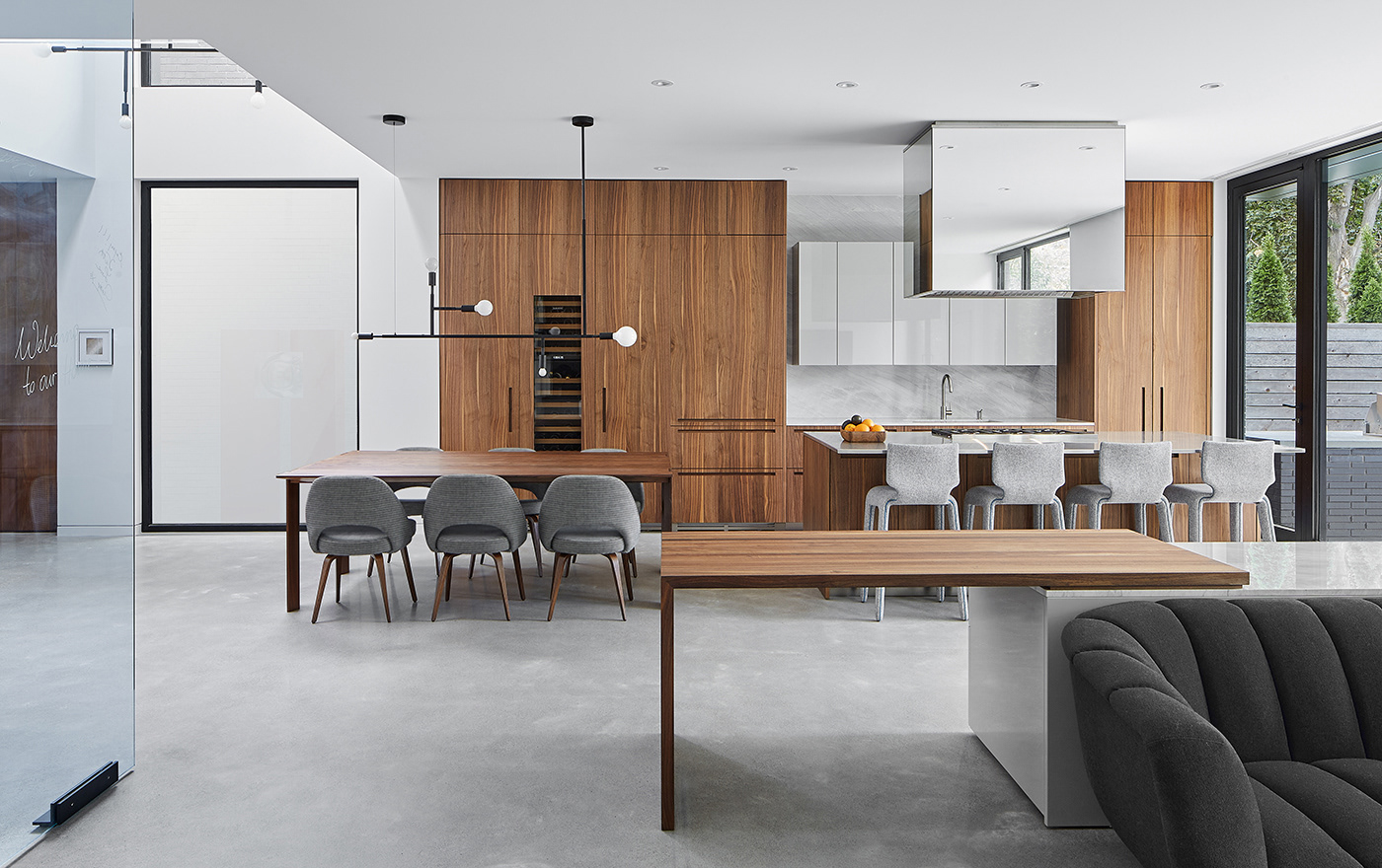 加拿大 Toronto 别墅“黑屋”-13