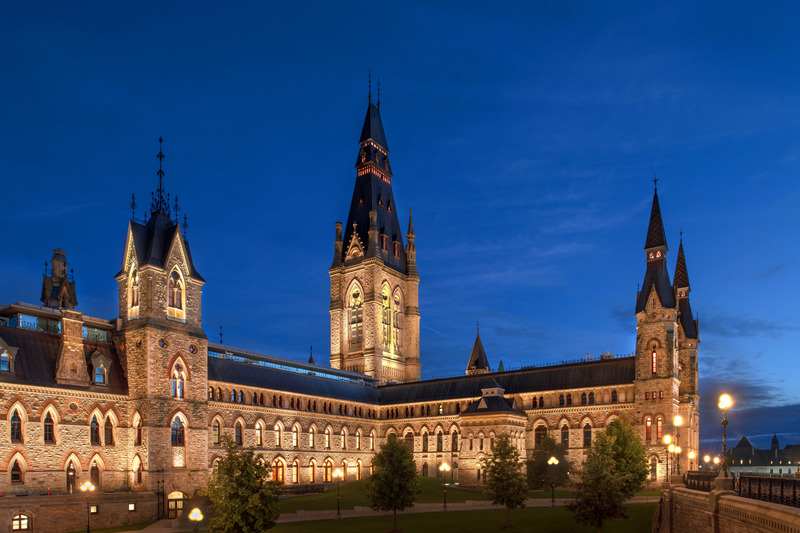 加拿大渥太华议会西区大楼外部照明项目丨Lightemotion-39