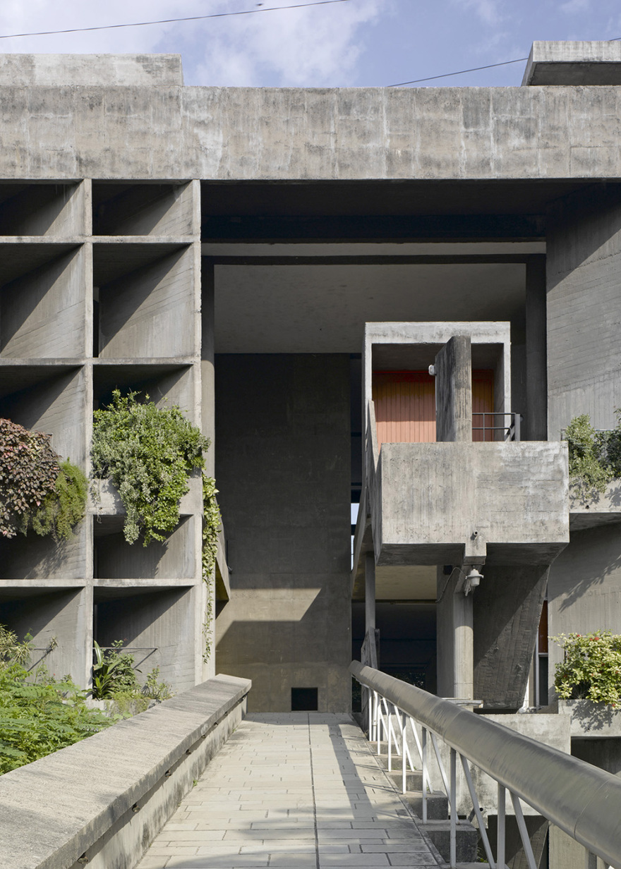 印度阿默达巴德纺织厂总部大楼-14