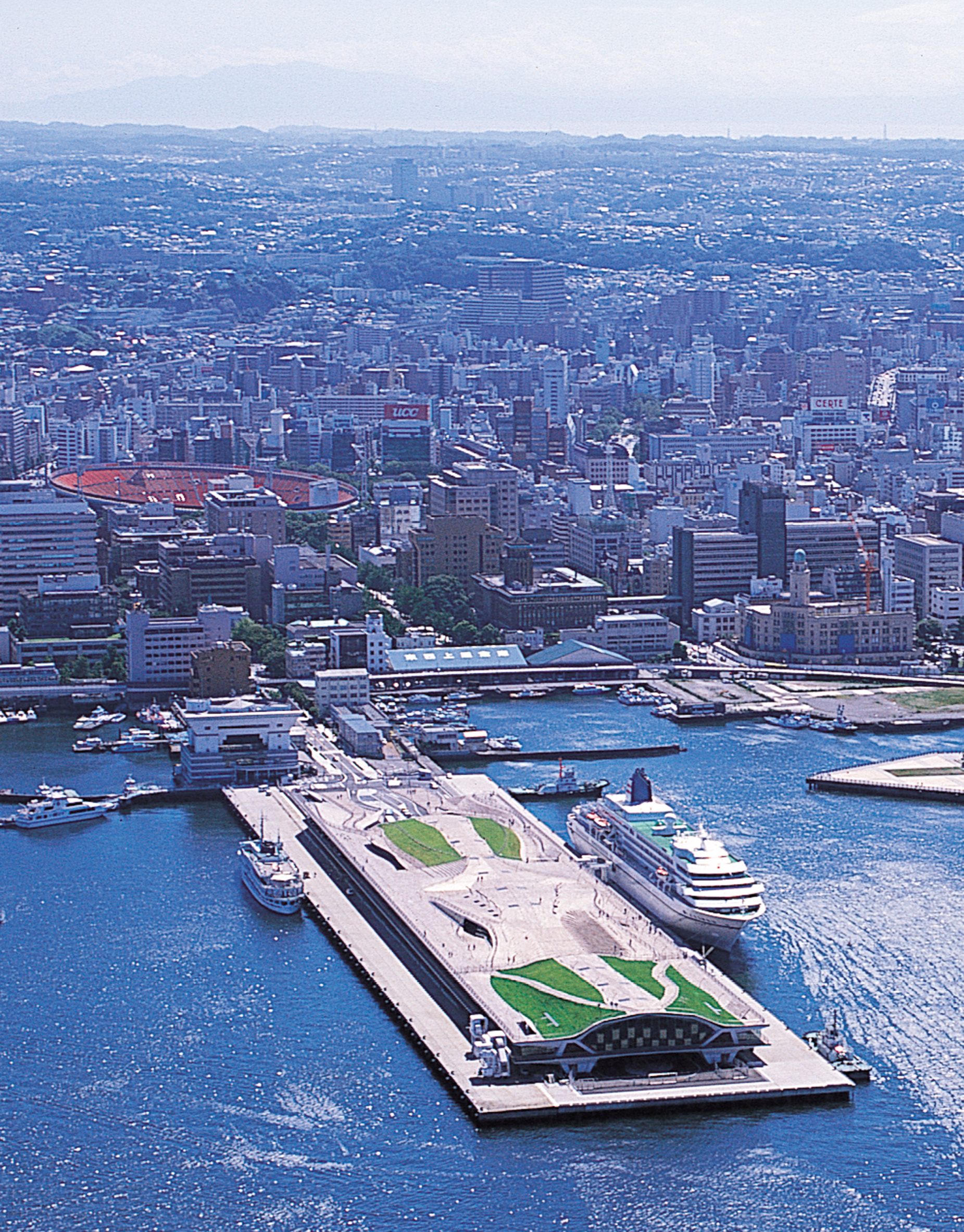 Yokohama International Port Terminal "first major" parametric building-3