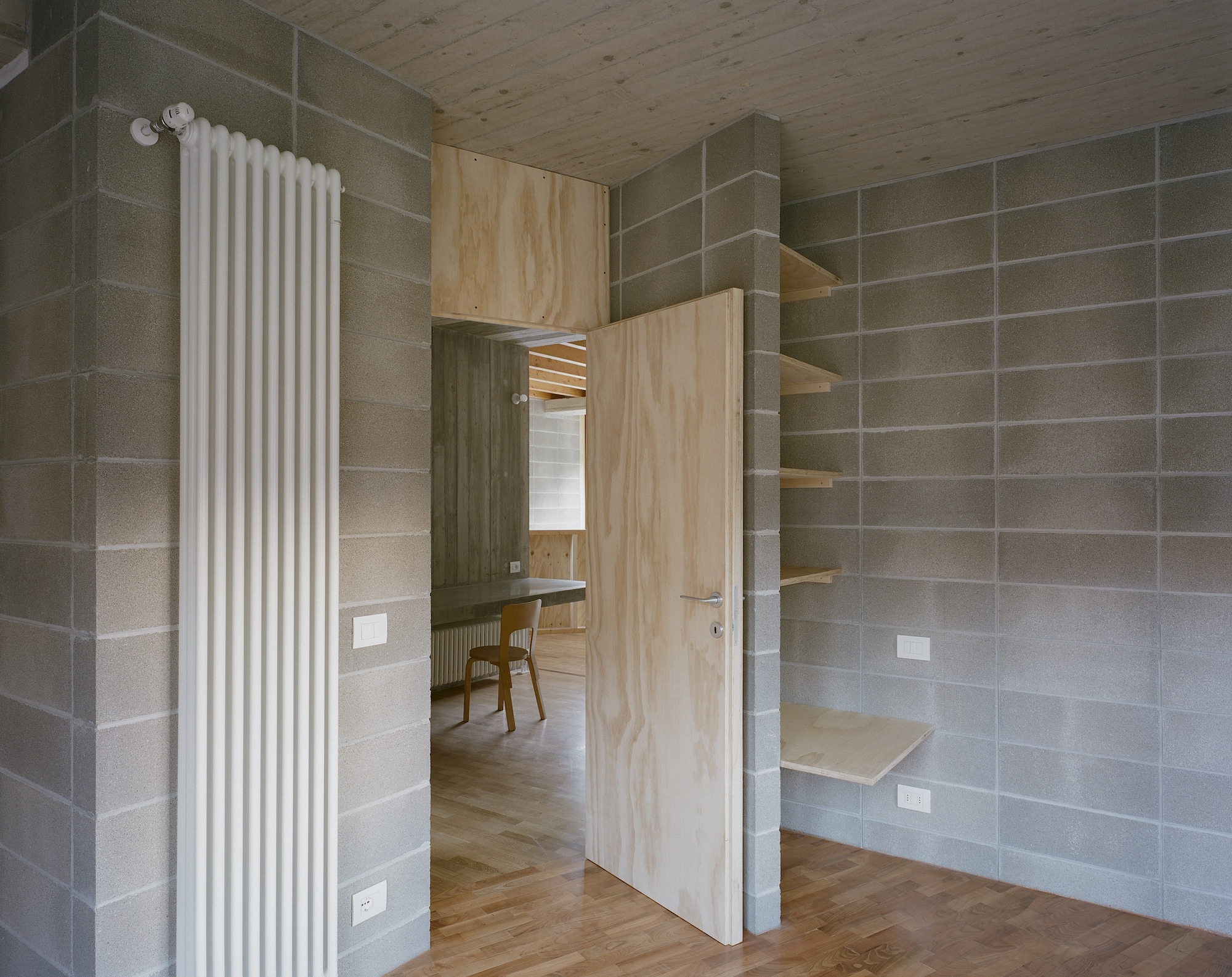 BM 大厦；BM 楼（注：若BM有特定指代，需结合具体信息进行更准确的翻译） 丨意大利库内奥丨ErranteArchitetture-39