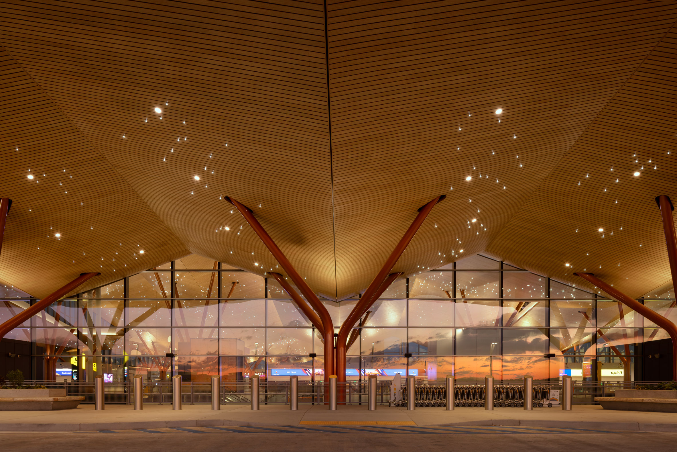 匹兹堡国际机场陆侧航站楼丨美国匹兹堡丨HDR,Gensler,Luis Vidal + Architects-13