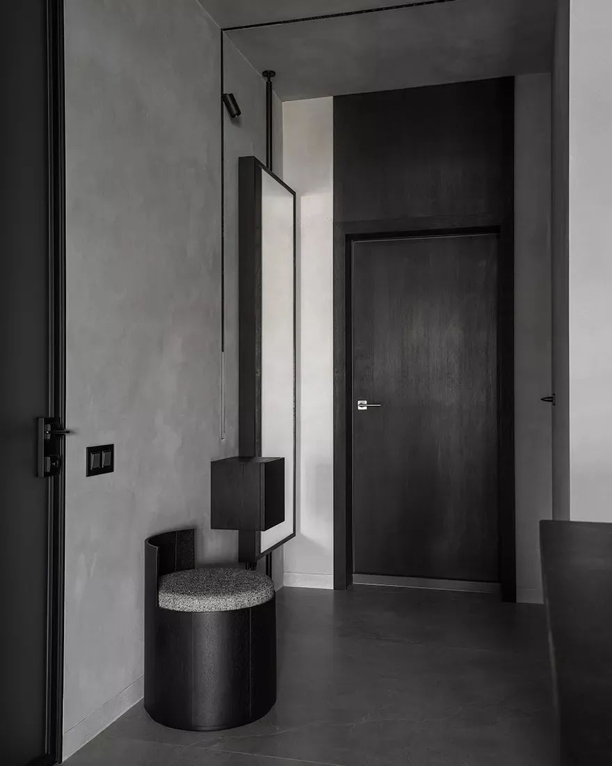 65㎡深色公寓设计丨Svetlana Herzen-27