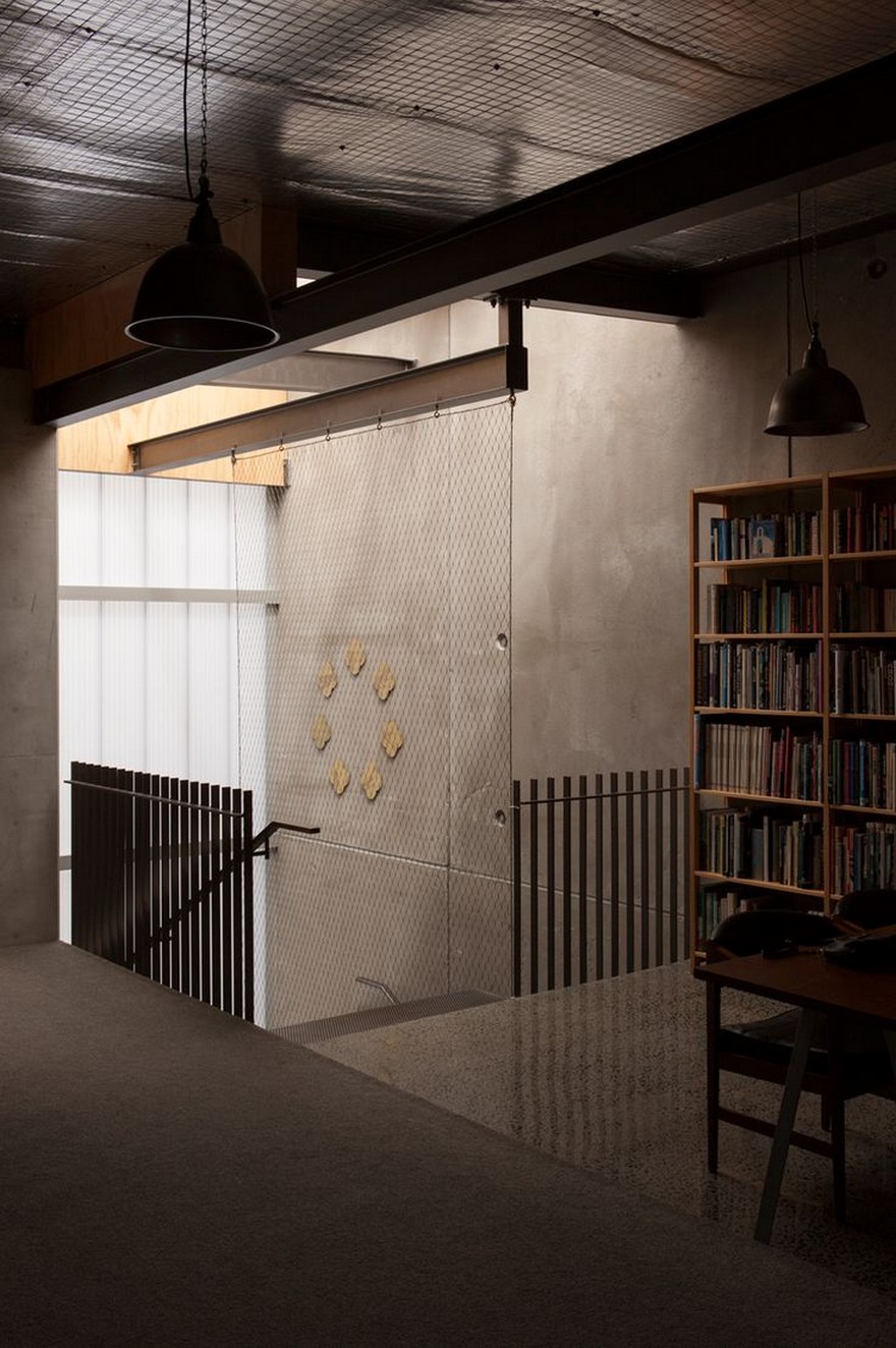 Industrial-Style House in Auckland Exhibiting a Clean and Elegant Design-15