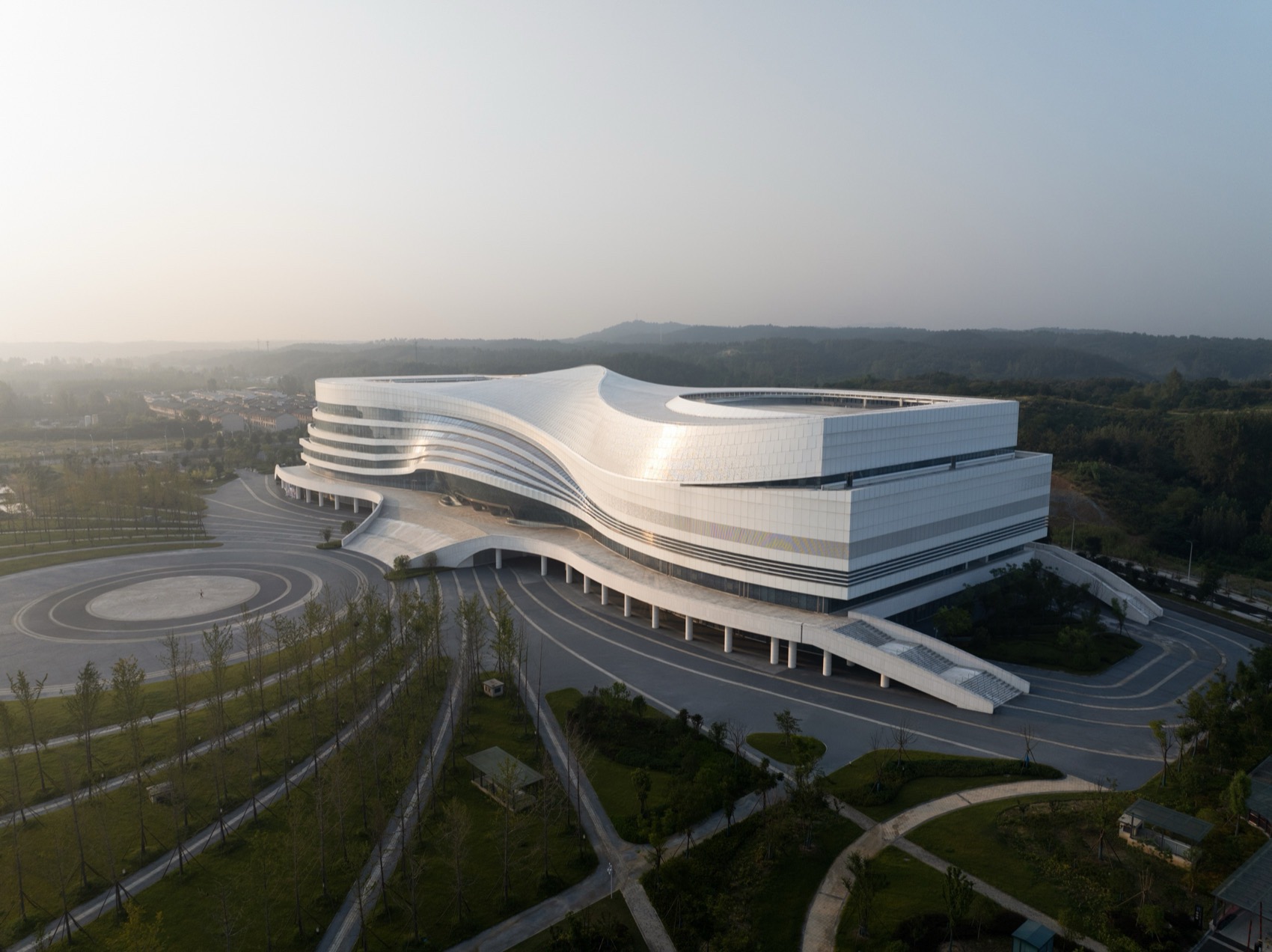 随州城市公共活动中心综合体丨中国随州丨中南建筑设计院股份有限公司-11