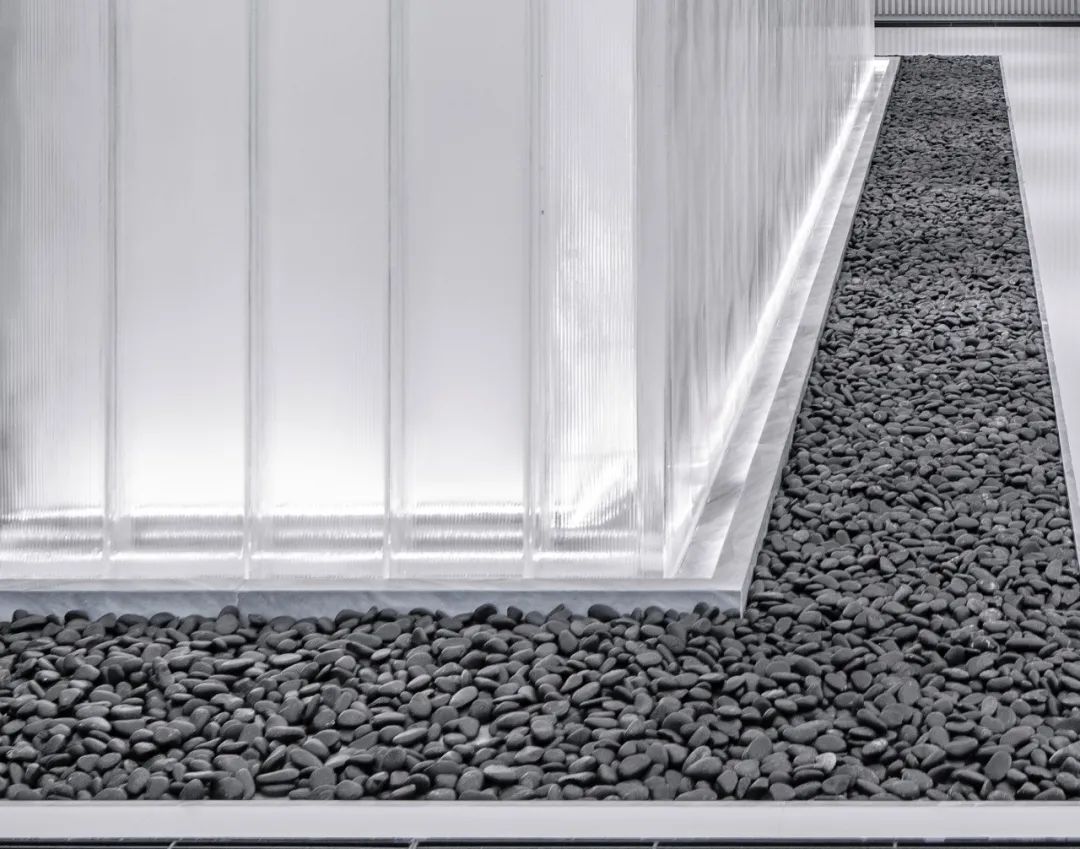 石家庄中电展示中心 / 纯净白色空间的诗意营造-30