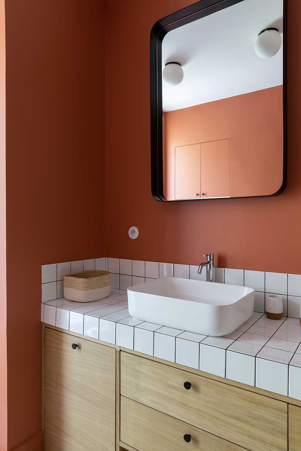 巴黎 16 区优雅公寓设计，展现深色调的独特魅力-19