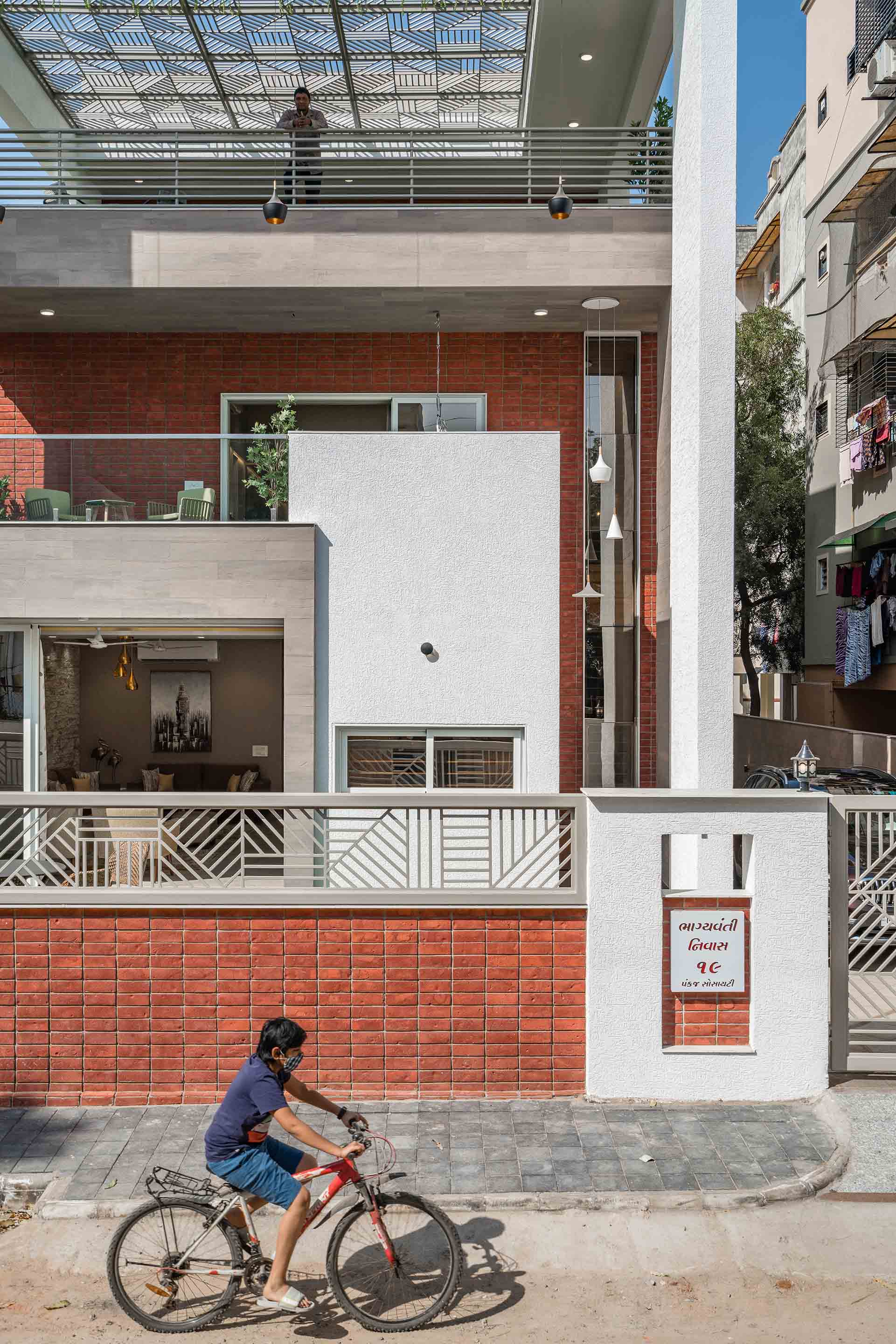 那所带阴影的房子丨印度丨AR. PRASHANT PARMAR-22