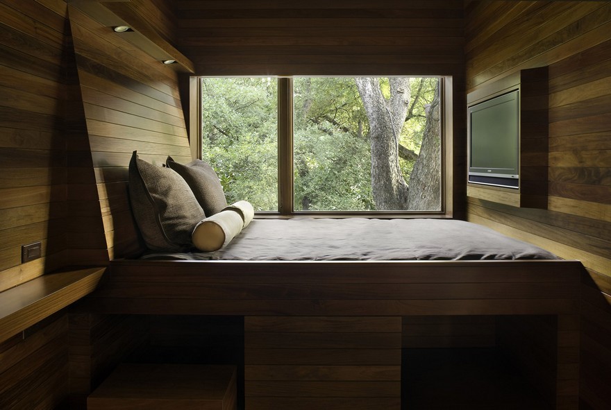 Contemporary Renovation of a 1940s House in Austin, Texas-34