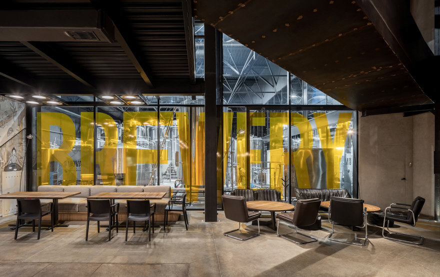 MOVA 啤酒空间丨乌克兰丨balbek bureau-33