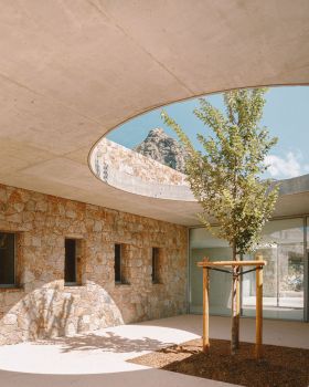 卢米奥学校丨法国丨Amelia Tavella Architectes