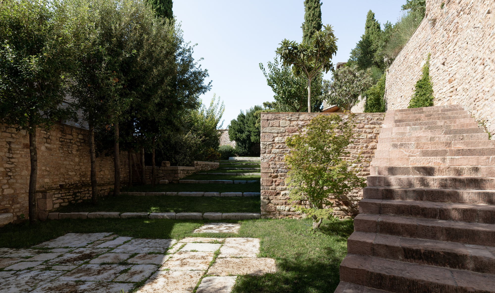 意大利 Assisi 历史中心别墅改造-38