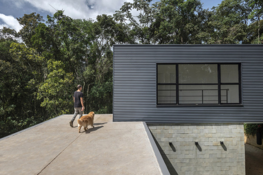 巴西简约住宅设计,融入自然的和谐空间-32