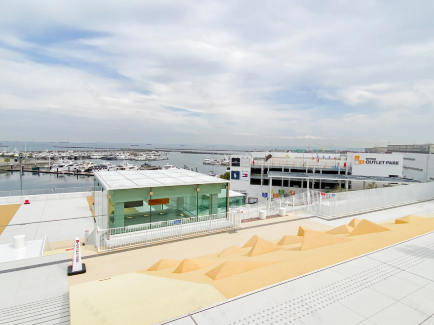 优衣库旗舰店设计探秘 | 空间、科技与人文的完美融合-102